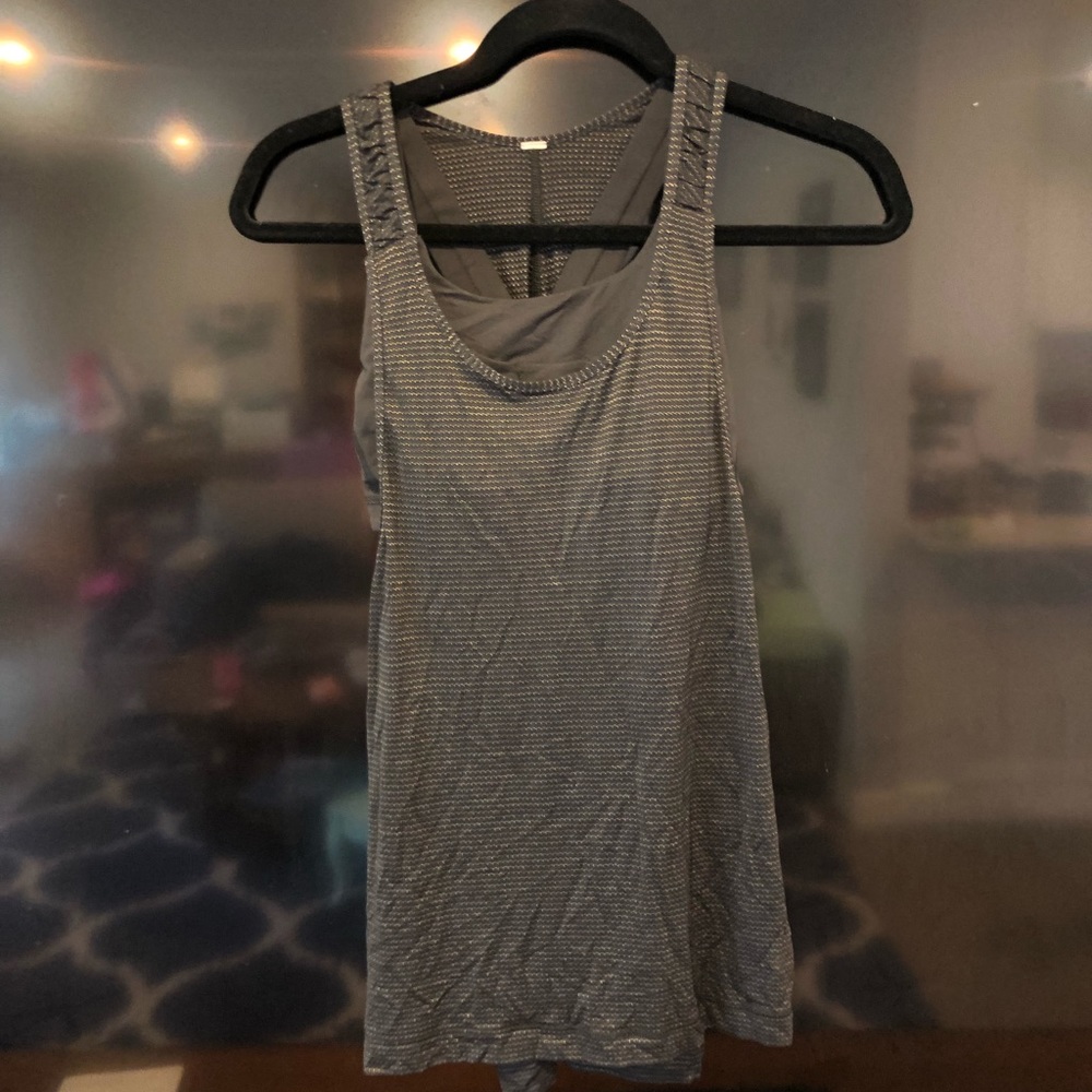 Lululemon black running tank w/ silverescent